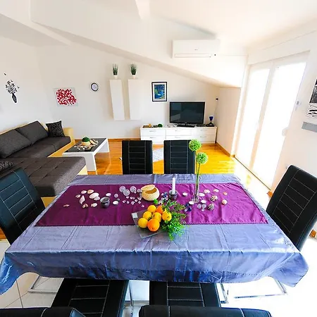 Apartment Gudelj *