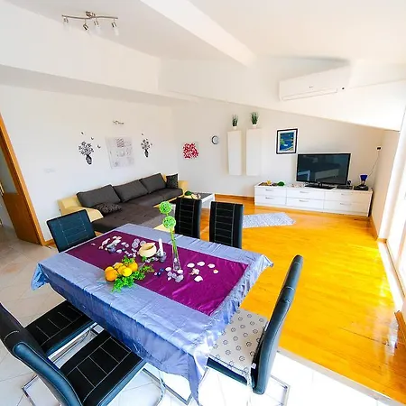 Gudelj Apartment