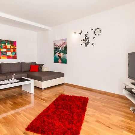 Gudelj Apartment *